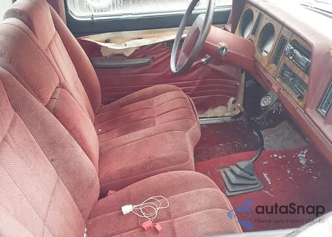 1987 Ford Ranger z USA, uszkodzony, nr VIN 1FTCR10A2HUB36913